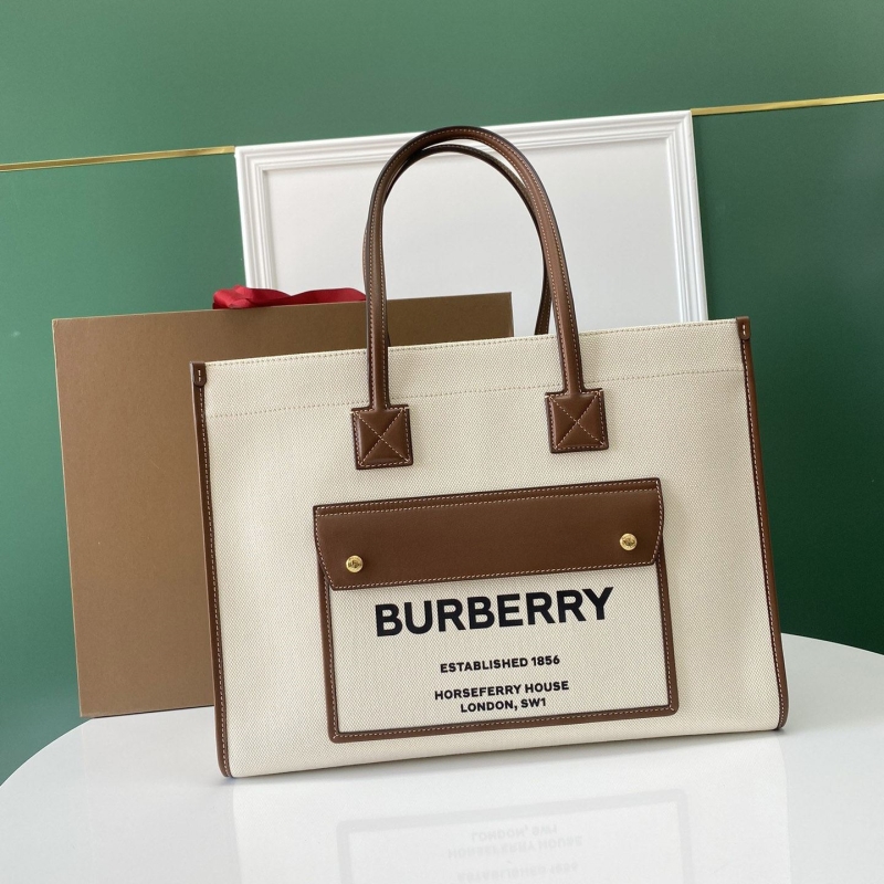 B**rry shopping bags